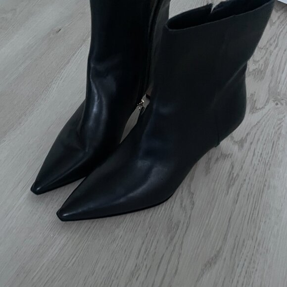New Stevie ankle boots in leather (size 7) - Picture 3 of 8